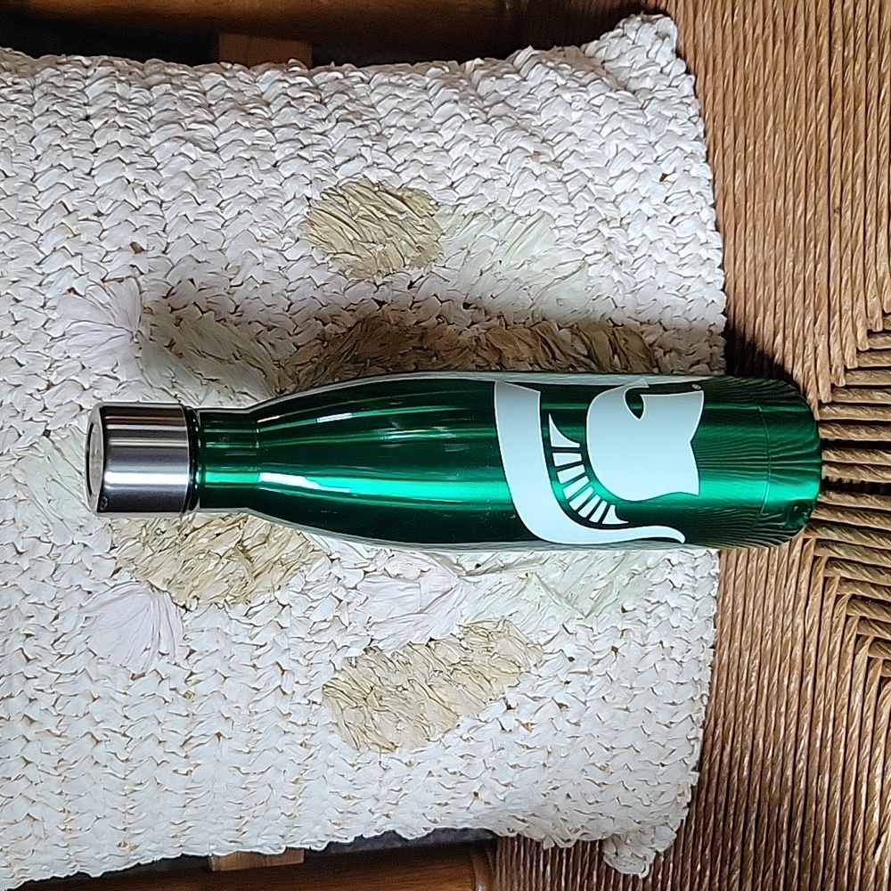 MSU. Michigan State metal, water bottle.